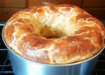Bolo Pão de Queijo: Perfeito para o Café da Tarde