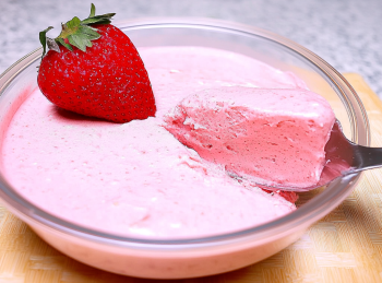 Mousse de Morango Fácil: Sobremesa Rápida e Deliciosa!