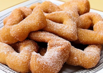 Aprenda a Fazer Orelha de Gato com Massa Fofinha e Deliciosa