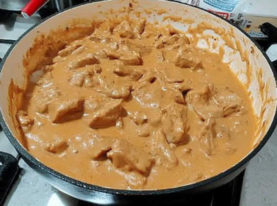Receita de Strogonoff de Carne: Simples, Fácil e Delicioso!