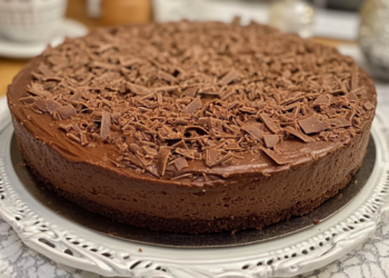Como Fazer Torta Mousse de Chocolate Cremosa e Saborosa