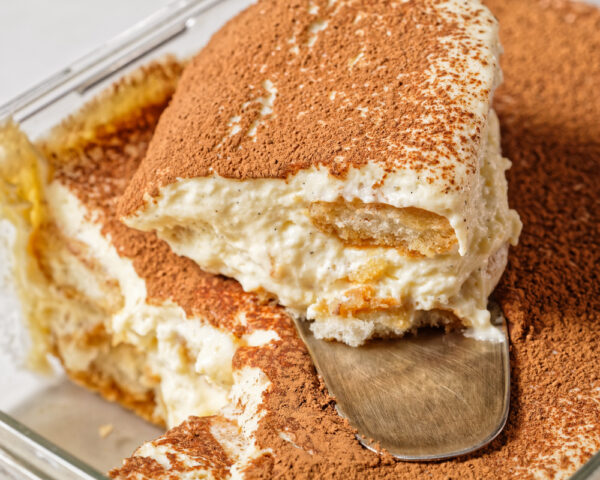 Receita de Tiramisù na Travessa: Sobremesa Cremosa e Irresistível