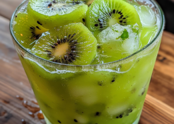 Como Fazer Caipirinha de Kiwi: Receita Rápida para o Verão