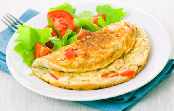 Omelete com Tomate: Simples, Rápido e Delicioso!