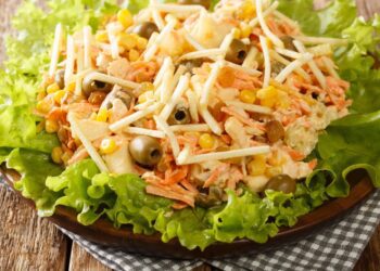 Salpicão de Natal Simples: Receita Rápida e Saborosa!