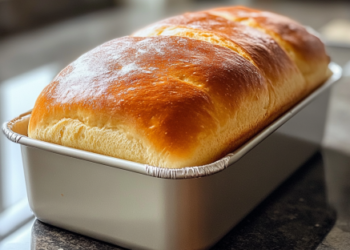 Pão Caseiro Sem Sovar: Fofinho e Delicioso!