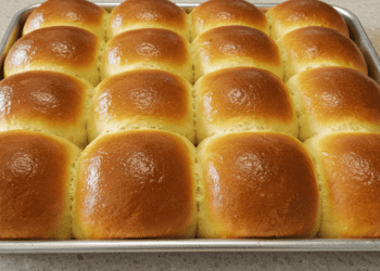 Pão de Leite Caseiro Fofinho que Derrete na Boca