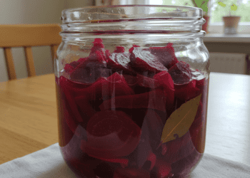 Essa Receita de Beterraba em Conserva é Mais Fácil do que Parece