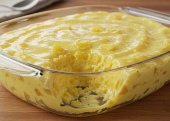 Gelado de Abacaxi: Uma Sobremesa Fácil e Refrescante!