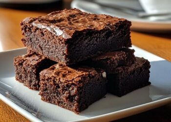 Brownie tradicional: fofinho por dentro e crocante por fora
