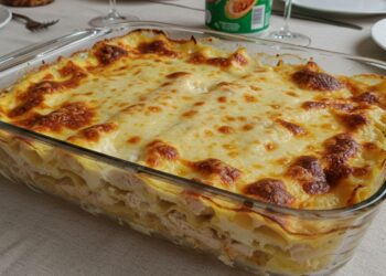 Receita de lasanha de frango fácil e muito saborosa