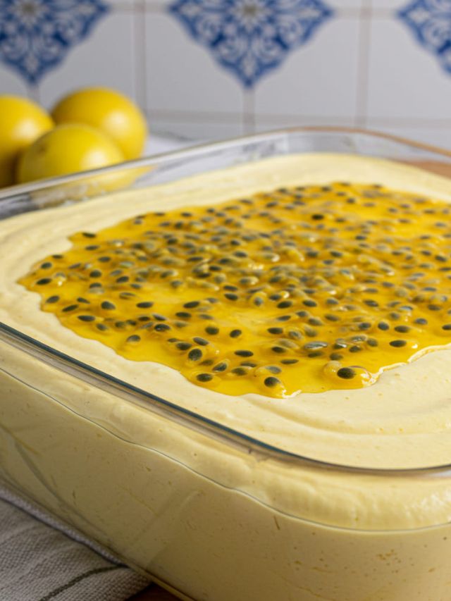 Mousse de maracujá com fruta fresca: fácil, cremosa e sem gelatina