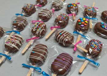 Aprenda a fazer alfajor no palito para vender