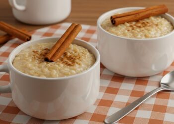 Descubra como fazer um arroz doce com paçoca cremoso e cheio de sabor