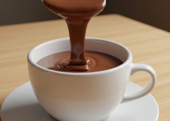 Receita de chocolate quente cremoso com poucos ingredientes
