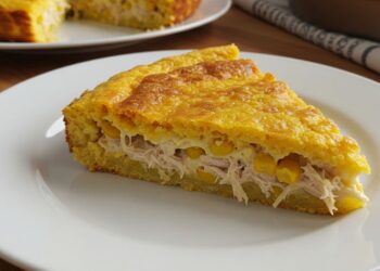 Torta salgada de flocão de milho: simples, econômica e deliciosa