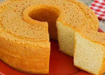 Bolo brevidade: só 4 ingredientes e muito sabor