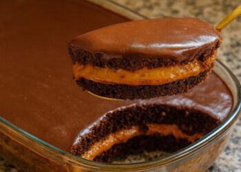 Bolo pão de mel na travessa: passo a passo para você fazer em casa