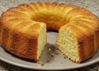 Como fazer bolo cocada sem glúten macio e saboroso