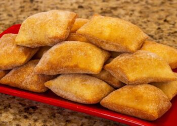 Receita econômica de bolinho de sapo fofinho perfeito para o café