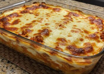 Esta lasanha de linguiça toscana vai te surpreender