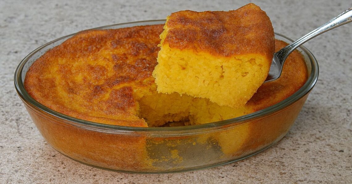 Pamonha de travessa: vai direto do liquidificador para o forno