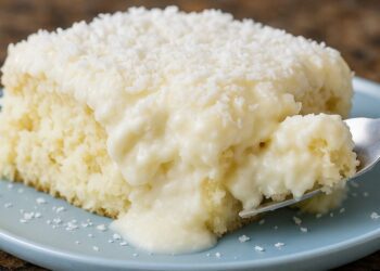 Bolo toalha felpuda: fácil, molhadinho e delicioso